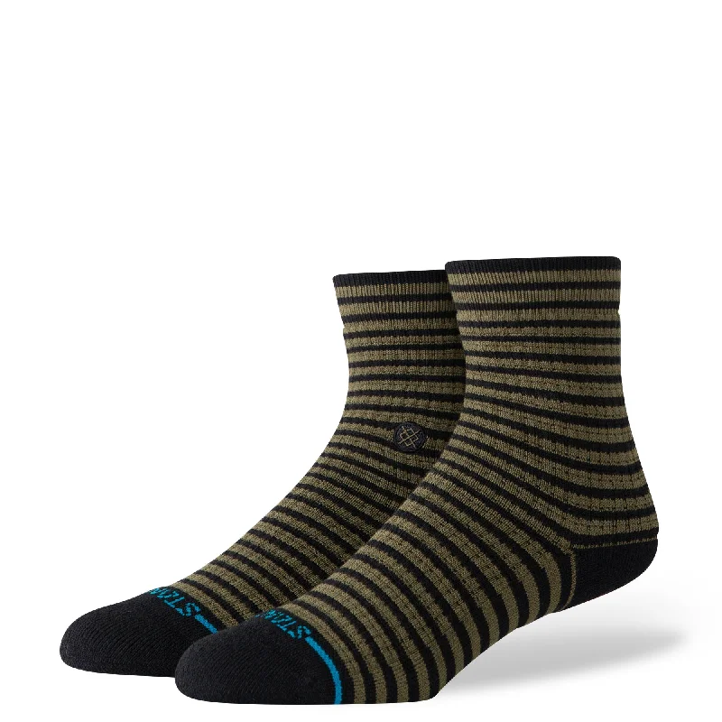 Minimalist gray crew socks for subtle-GREGOR QUARTER SOCK