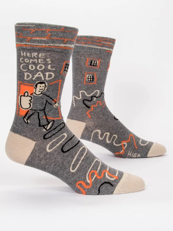 Breathable athletic crew socks for workouts-Here Comes Cool Dad M-Crew Socks