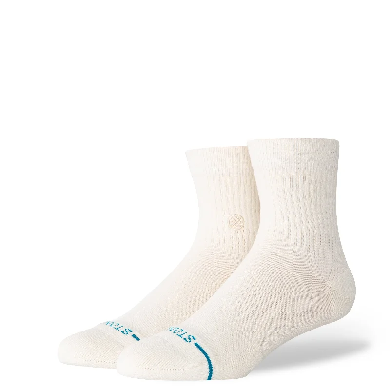 Plush crew socks for cozy feel-ICON ORGANIC QUARTER SOCK