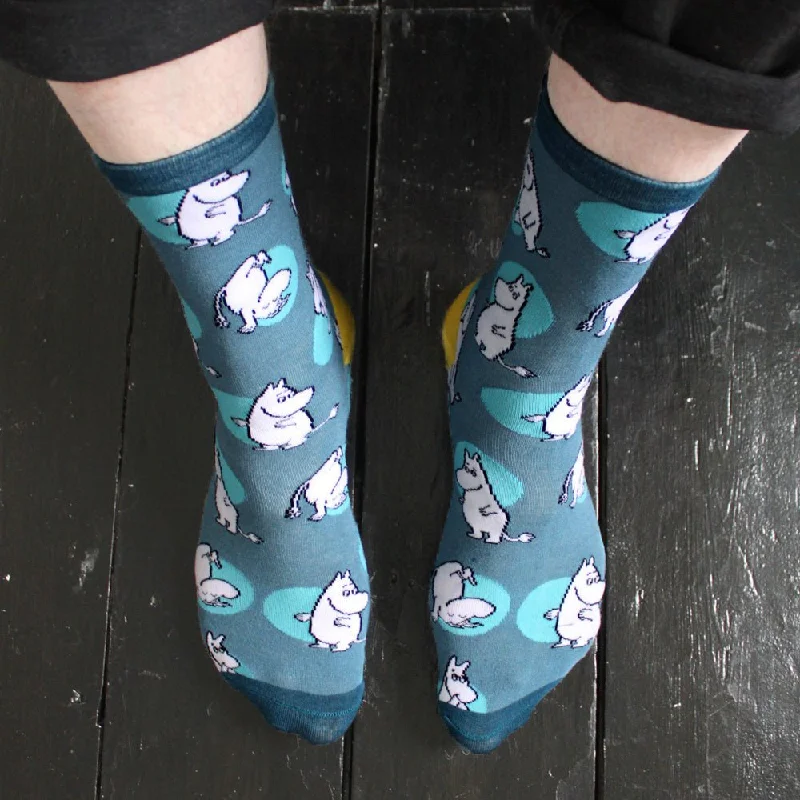 Soft fuzzy crew socks for relaxation-Moomin Repeat Print Mens Socks