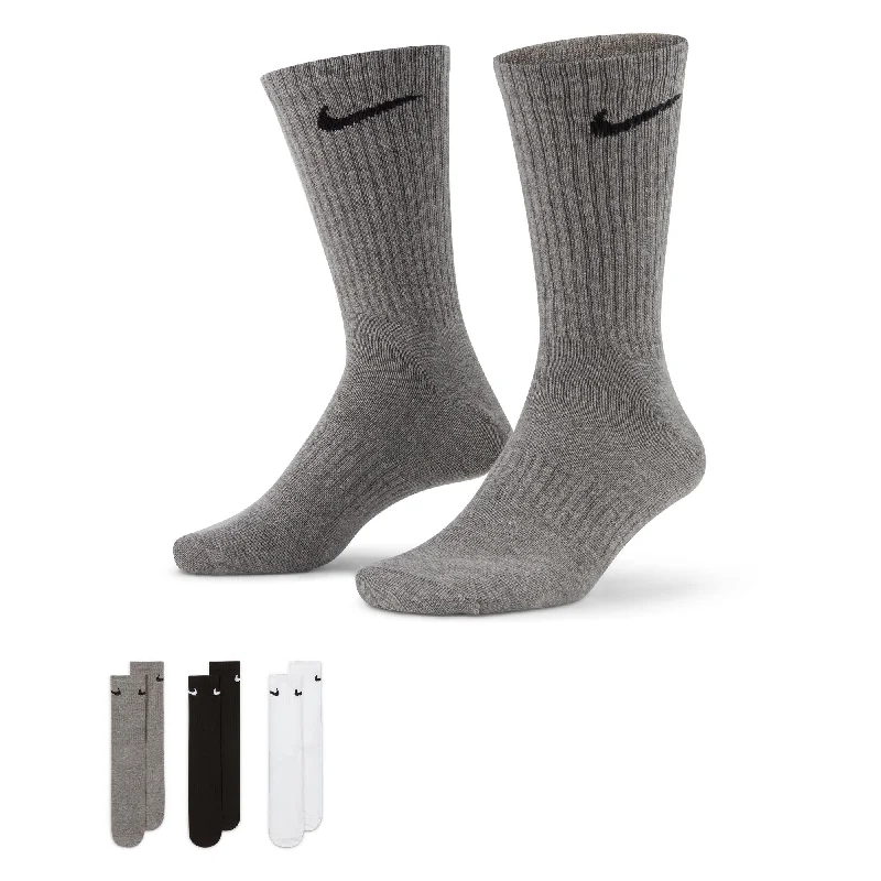 Luxury silk ankle socks for softness-Nike Everyday Lightweight Training Crew Socks (3 Pairs)