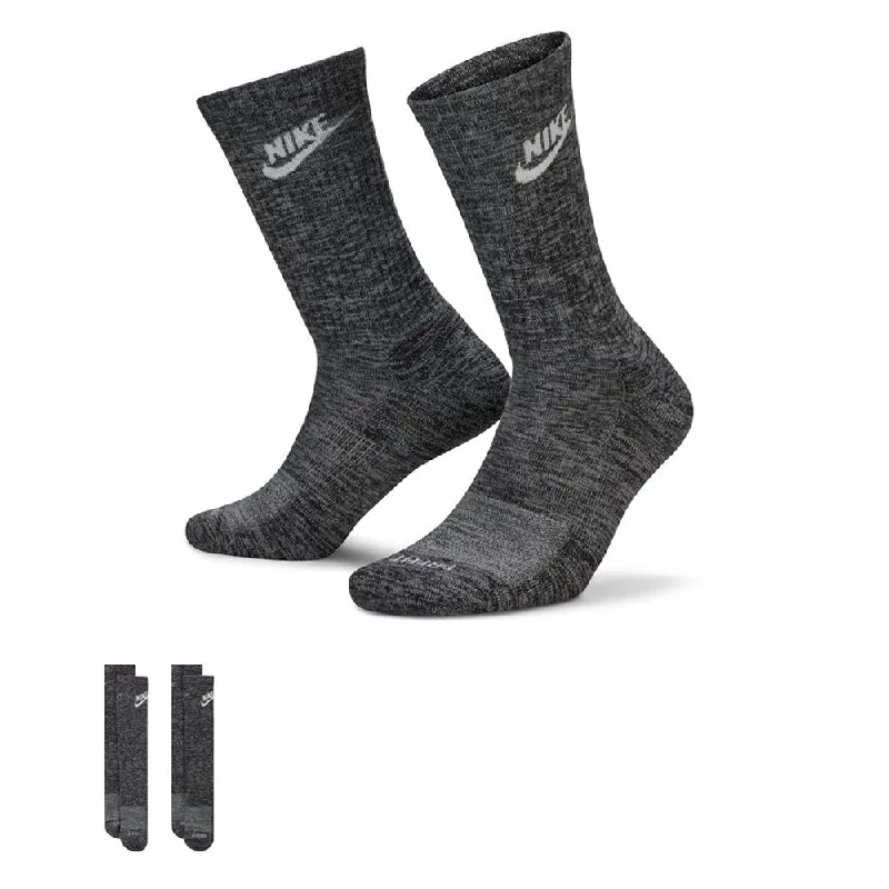 Plush crew socks for bedtime-Nike Everyday Plus Cushioned Crew Socks - 1 Pair