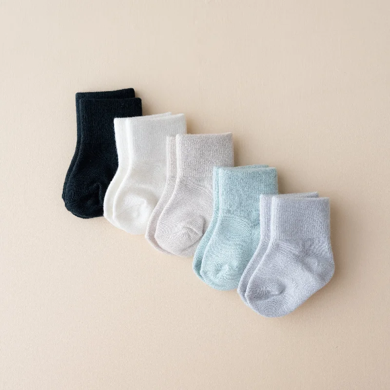 Novelty socks for holiday gifts-Quarter Socks Combo 5-Pack in Neutral set