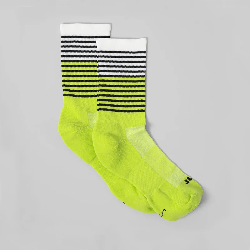 Long athletic crew socks for basketball-Rnnr  Marathon Sock - Mt Dew