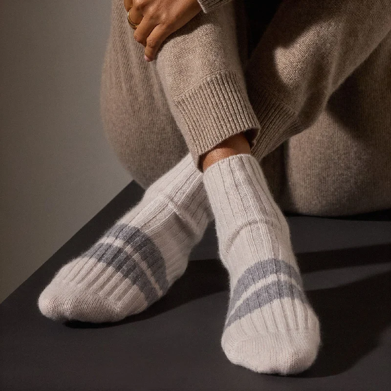 Rustic wool ankle socks for texture-Short Cashmere Sock - Pearl/Heather Grey