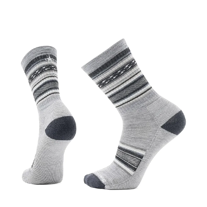 Thick hiking ankle socks for camping-Smartwool Women's Everyday ReGarita Crew Socks in Charcoal/Light Gray