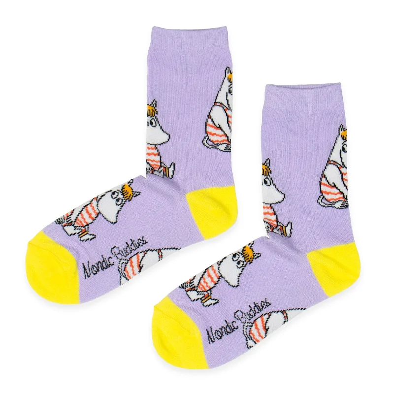 Thick outdoor ankle socks for camping-Snorkmaiden at the Beach Women's Socks - Lilac