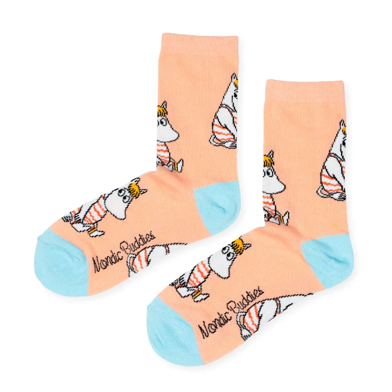 Vintage wool ankle socks for nostalgia-Snorkmaiden at the Beach Women's Socks - Peach