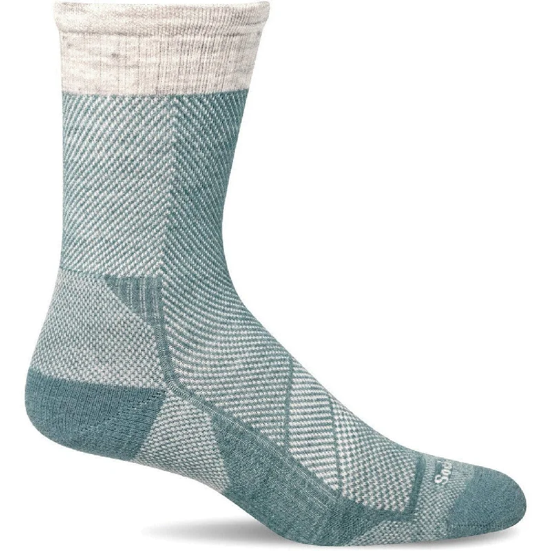 Thick outdoor ankle socks for camping-Sockwell Womens Elevate Crew Moderate Compression Socks