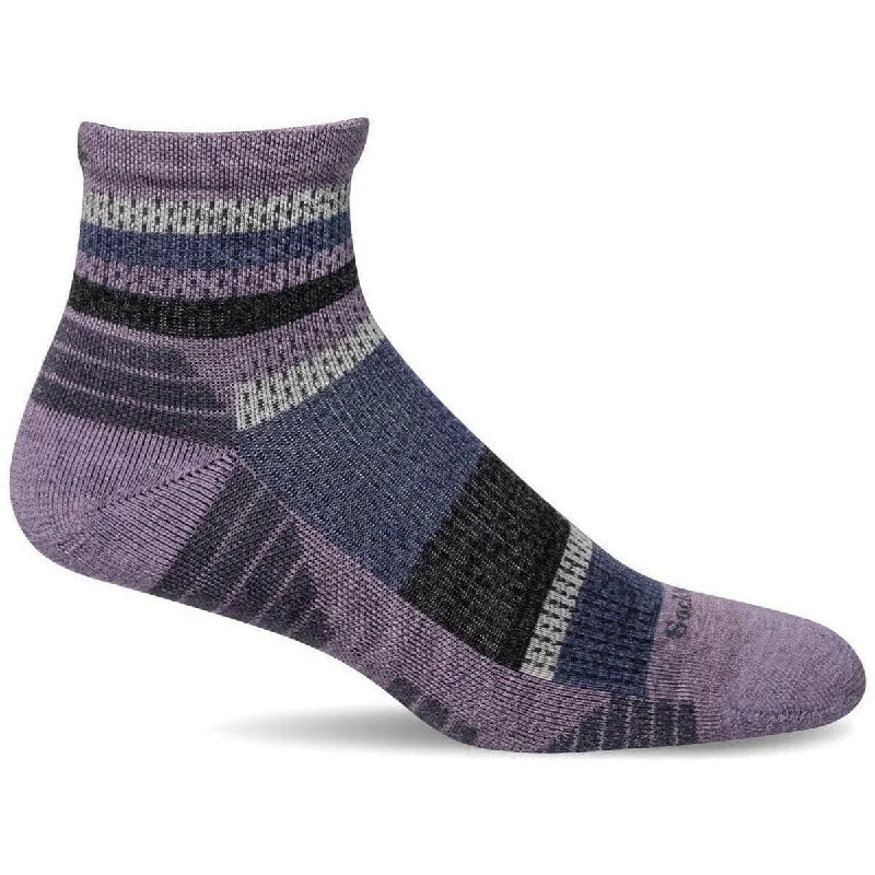 Fuzzy crew socks for relaxation-Sockwell Womens Journey Quarter Crew Moderate Compression Socks