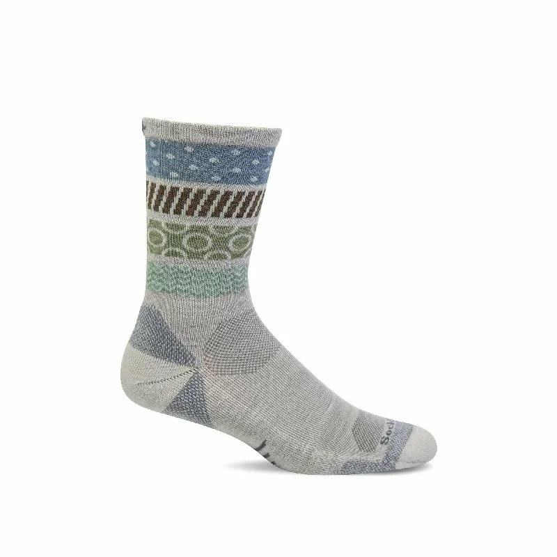 Thick outdoor crew socks for camping-Sockwell Womens Rhythm Moderate Compression Crew Socks