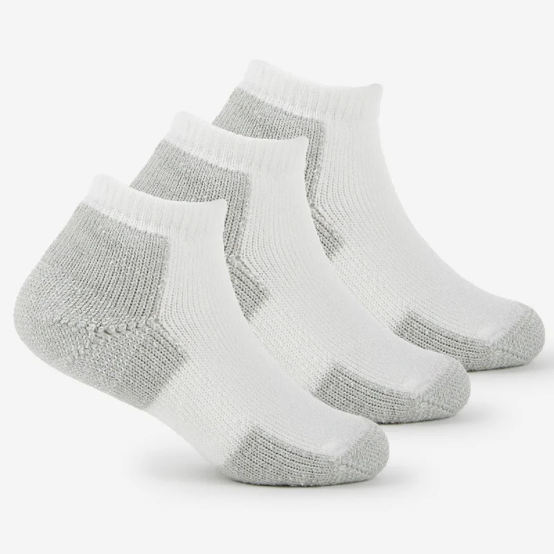 Luxury cashmere crew socks for elegance-Thorlo Running Maximum Cushion Low-Cut 3-Pack Socks