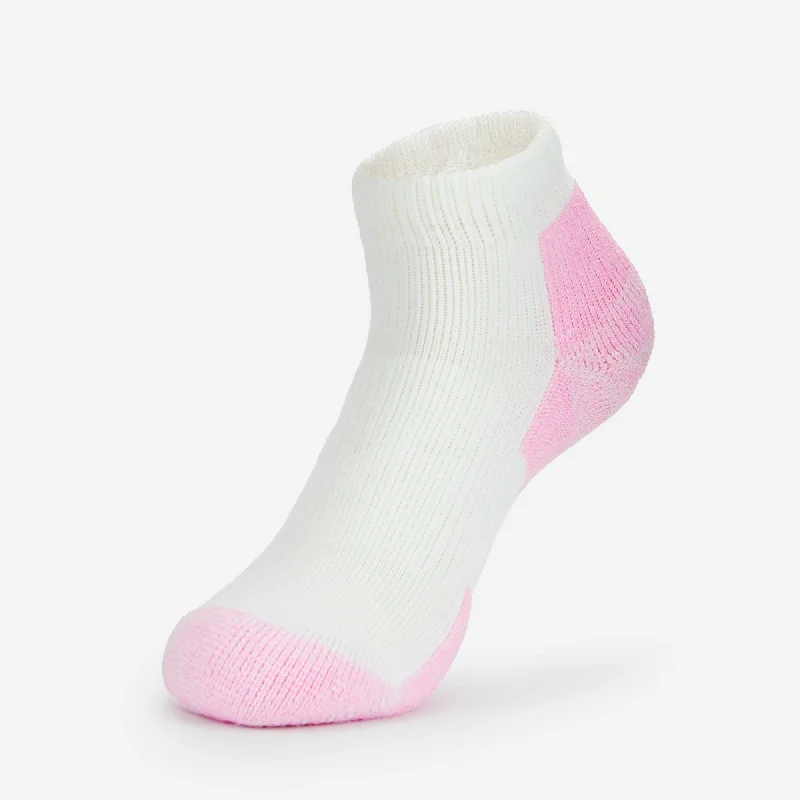 Luxury alpaca ankle socks for softness-Thorlo Womens Distance Walking Maximum Cushion Ankle Socks