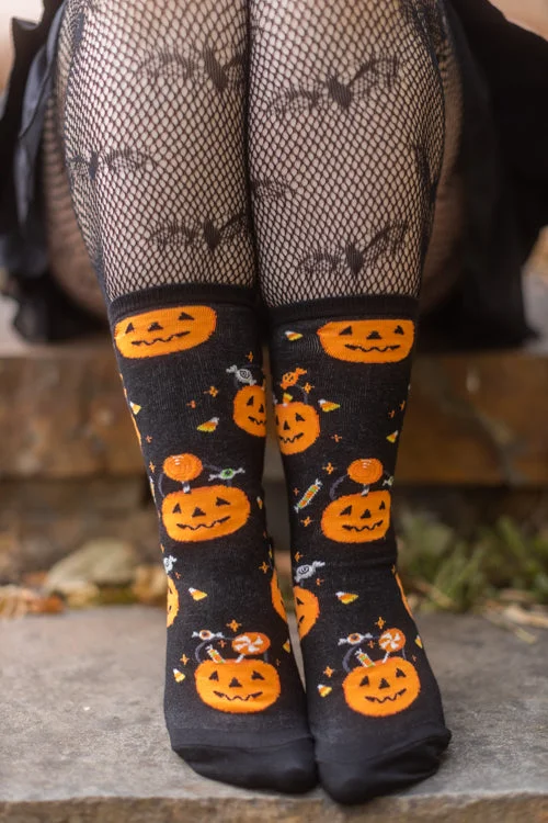 Cozy wool socks for winter-Trick or Treat Crew