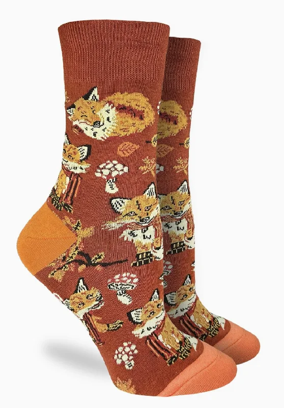 Minimalist gray crew socks for subtle-Women's Fall Foxes Crew Sock